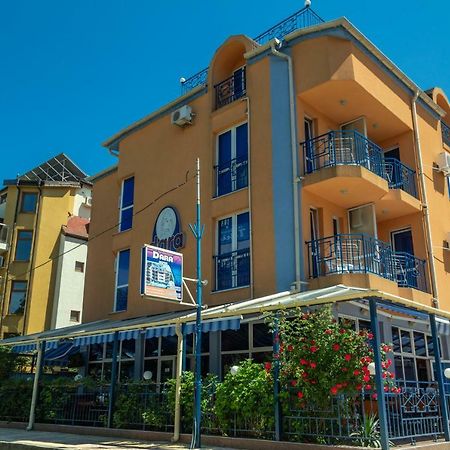Dara Hotel Primorsko Bagian luar foto