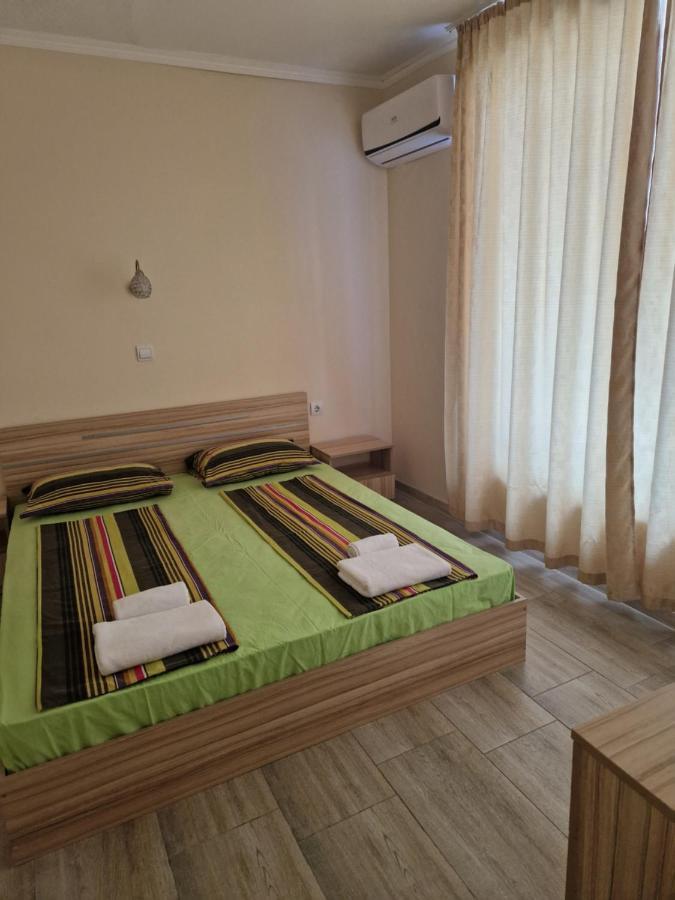 Dara Hotel Primorsko Bagian luar foto