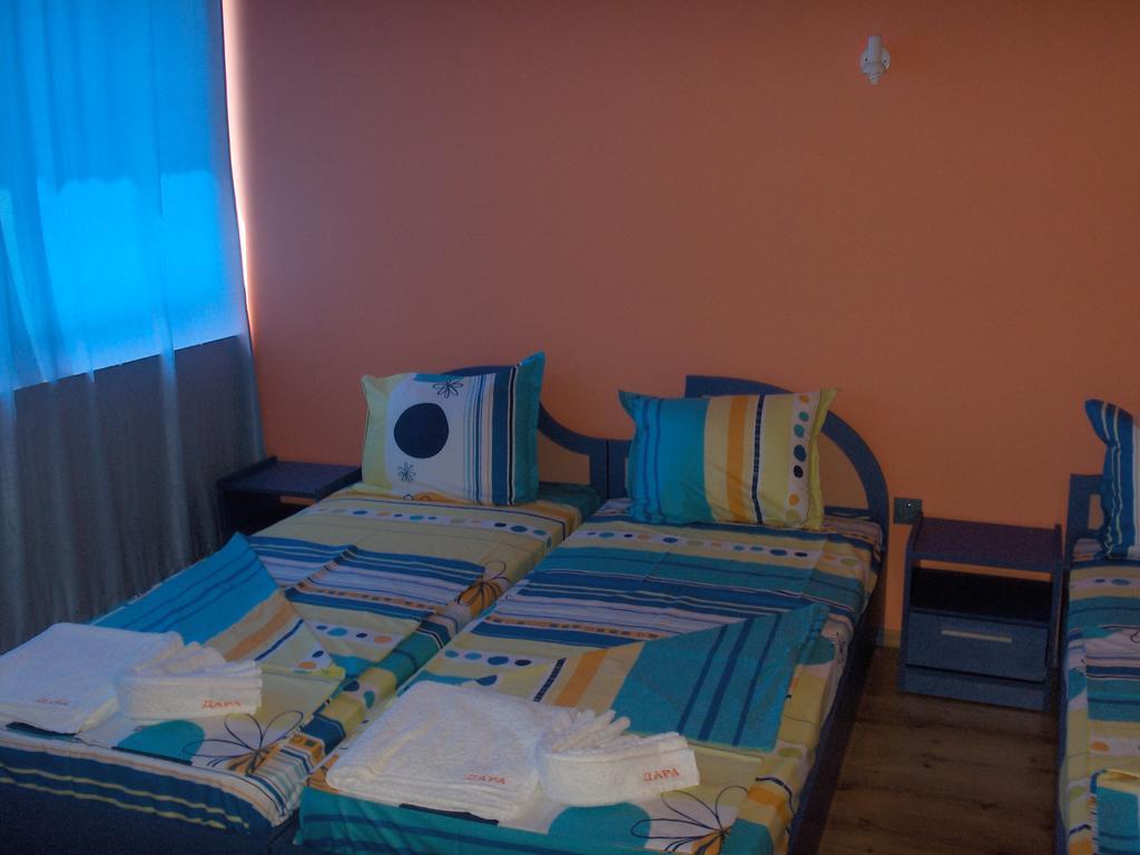 Dara Hotel Primorsko Bagian luar foto