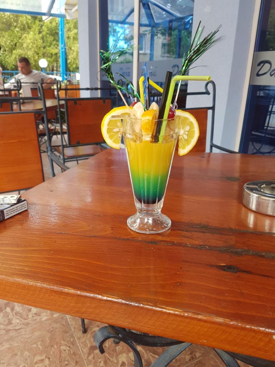 Dara Hotel Primorsko Bagian luar foto