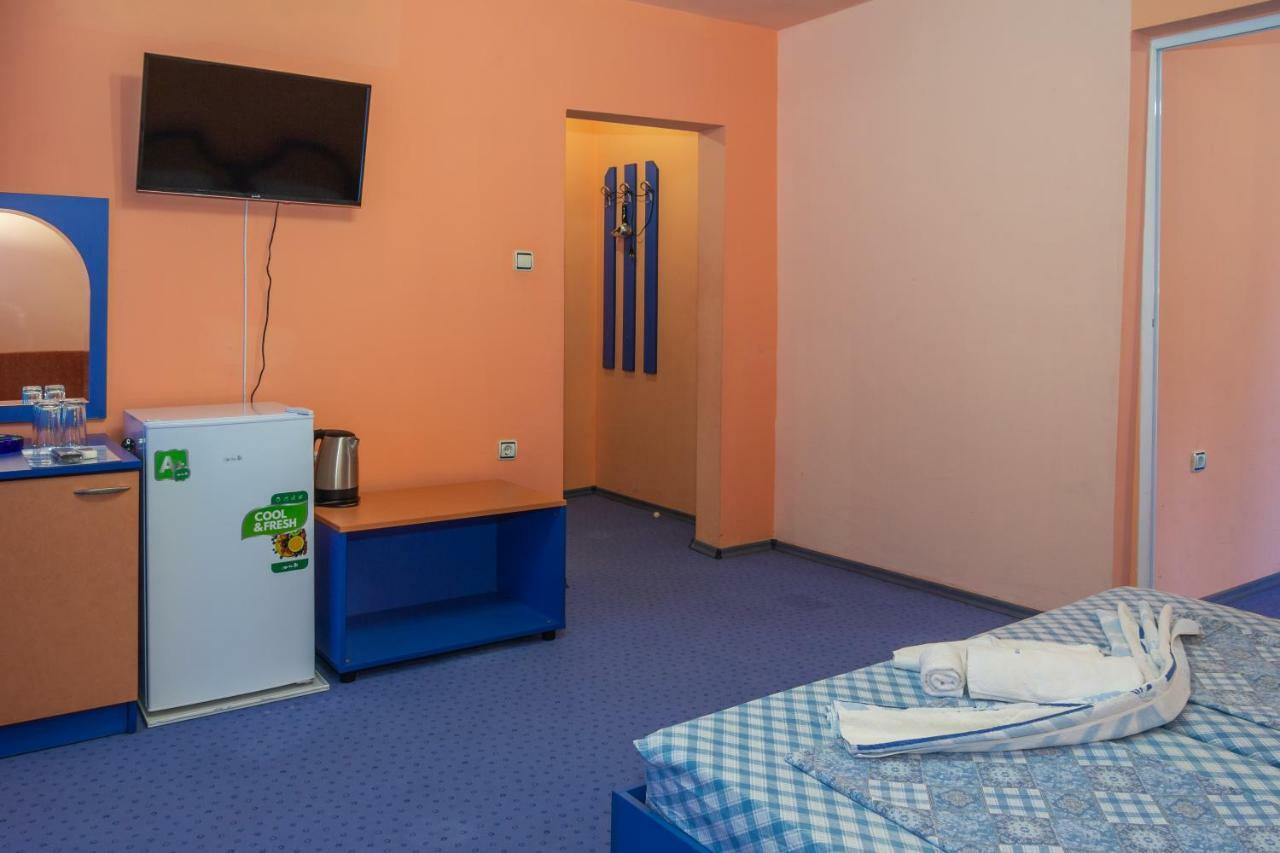 Dara Hotel Primorsko Bagian luar foto