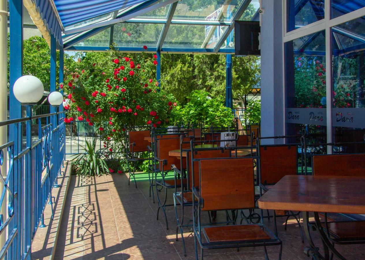 Dara Hotel Primorsko Bagian luar foto