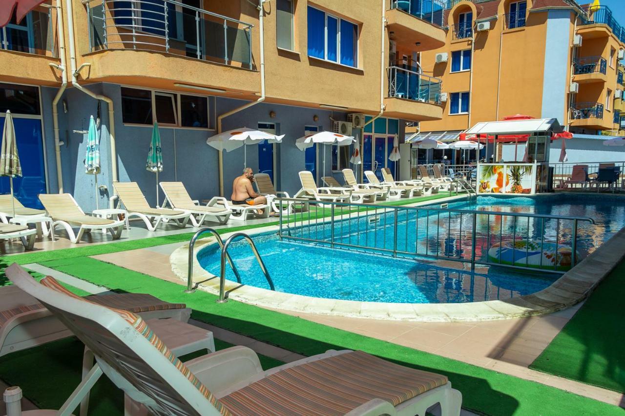 Dara Hotel Primorsko Bagian luar foto